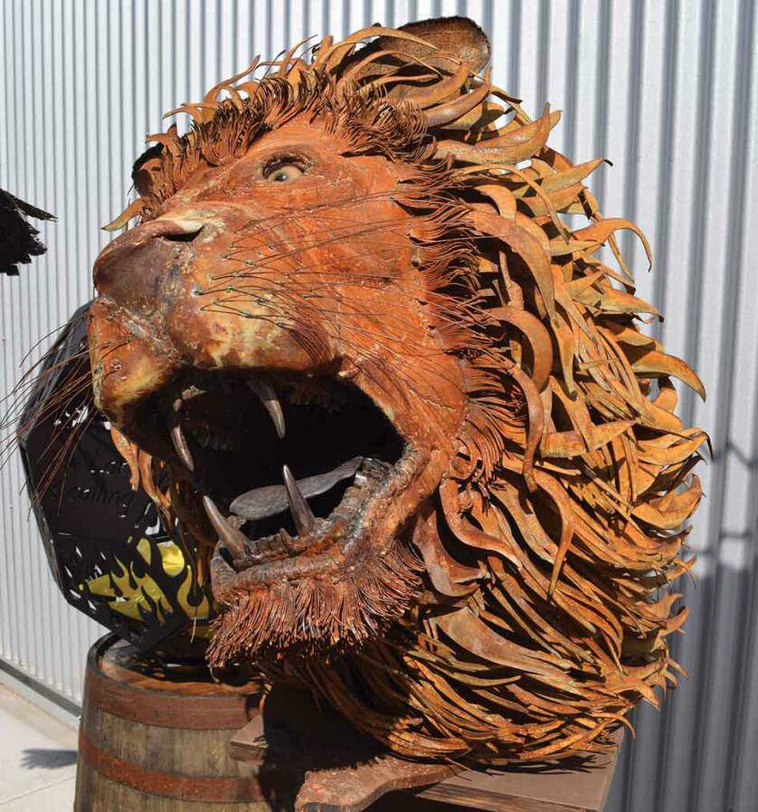 全球钣金新闻-金属制造狂:焊工制作动物的金属钣金-苏州德宇食品科技研发有限公司 全球钣金新闻-金属制造狂:焊工制作动物的金属钣金-苏州德宇食品科技研发有限公司