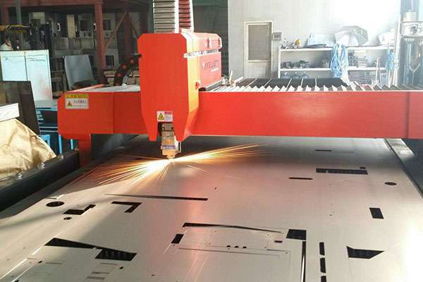 使用激光切割机精密度明显提升-苏州德宇食品科技研发有限公司 使用激光切割机精密度明显提升-苏州德宇食品科技研发有限公司